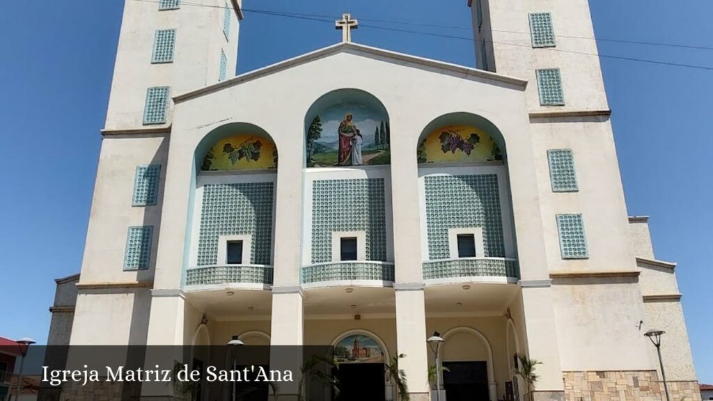 Igreja Matriz de Sant'Ana - Vinhedo (São Paulo)