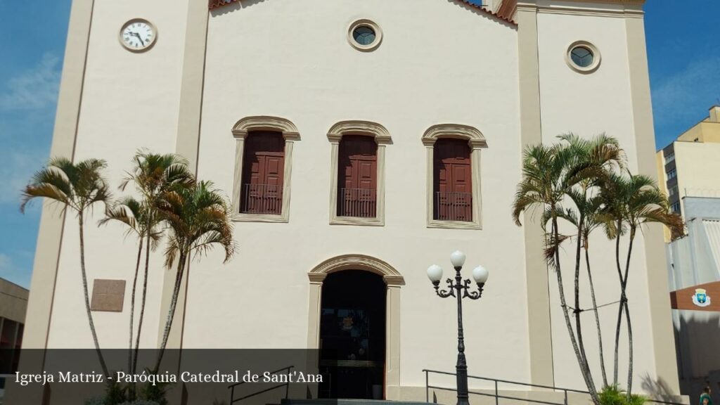 Igreja Matriz - Paróquia Catedral de Sant'Ana - Itapeva (São Paulo)