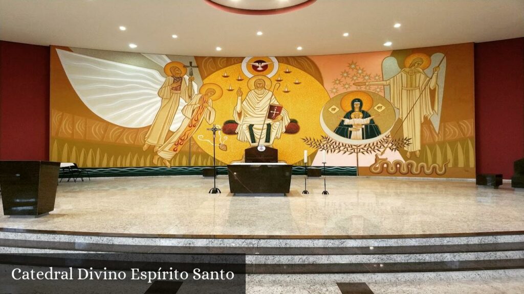 Catedral Divino Espírito Santo - Caraguatatuba (São Paulo)