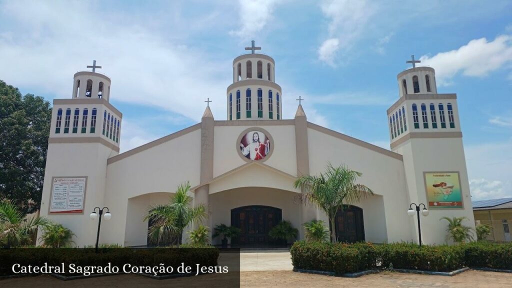 Catedral Sagrado Coração de Jesus - Juína (Mato Grosso)