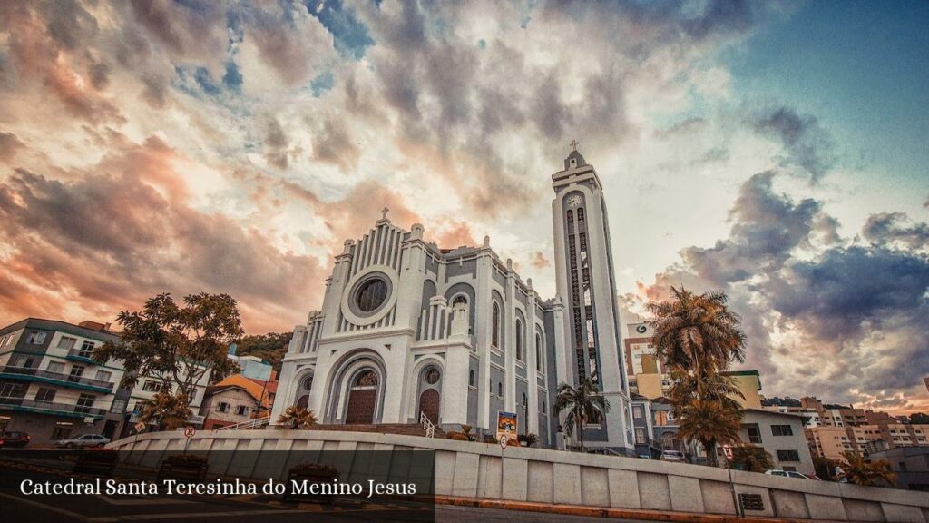 Catedral Santa Teresinha do Menino Jesus - Joaçaba (Santa Catarina)