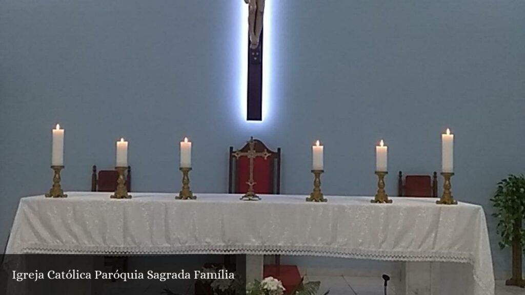Igreja Católica Paróquia Sagrada Família - Santa Cruz Cabrália (Bahia)