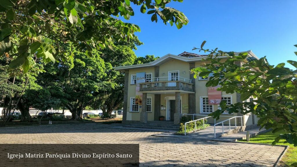 Igreja Matriz Paróquia Divino Espírito Santo - Camboriú (Santa Catarina)
