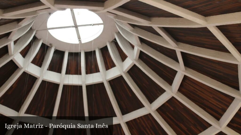 Igreja Matriz - Paróquia Santa Inês - Balneário Camboriú (Santa Catarina)