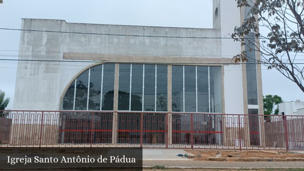Igreja Santo Antônio de Pádua - Taiobeiras (Minas Gerais)